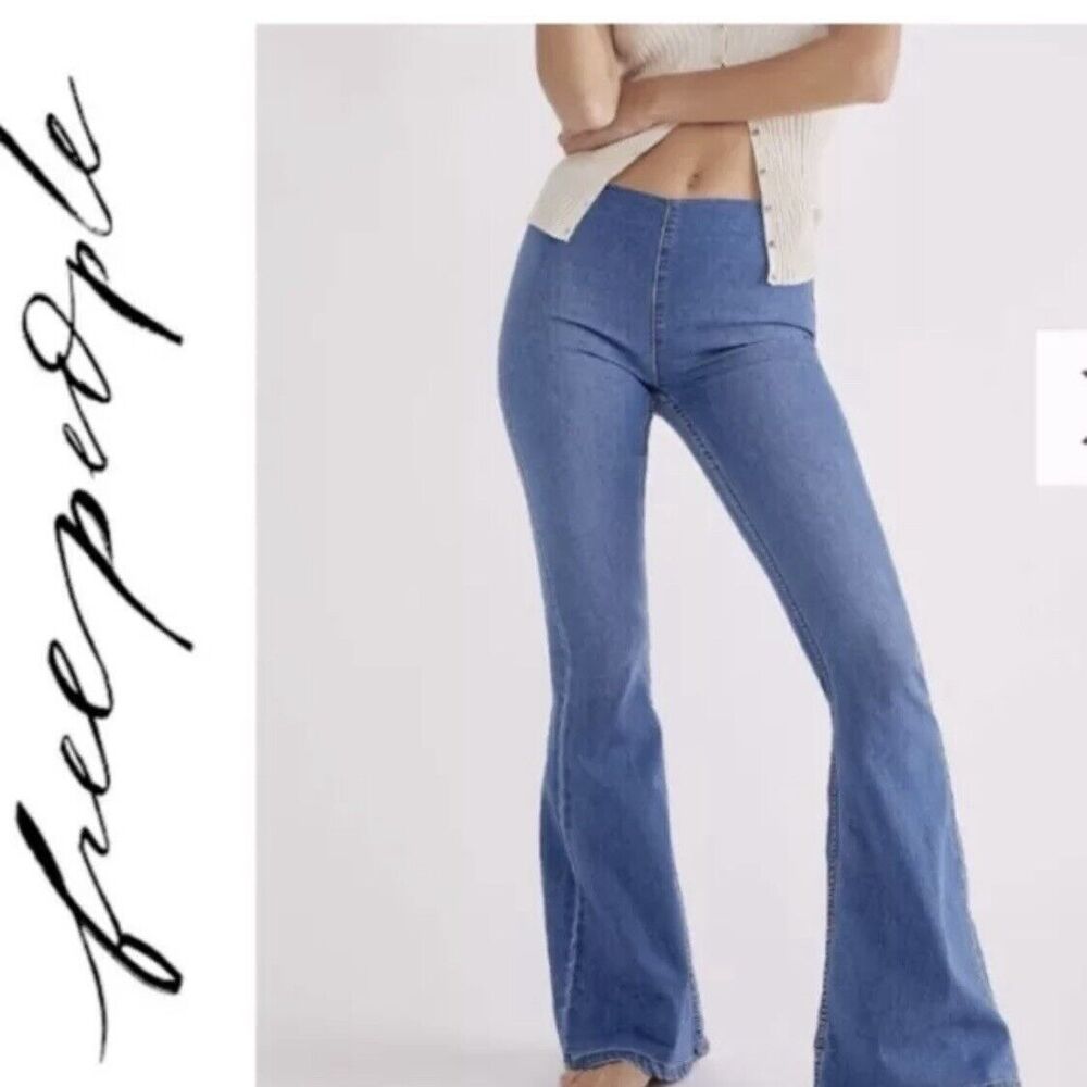 Free People Penny Pull On Flare Leg Jeans Size 25 Medium Wash - Picture 1 of 10